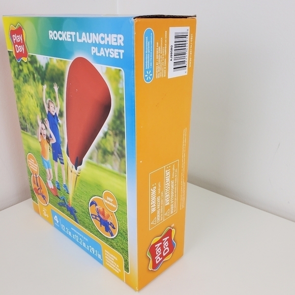 Rocket SET - 1 Stomp Launcher and 3 Rockets Never used - Picture 3 of 10